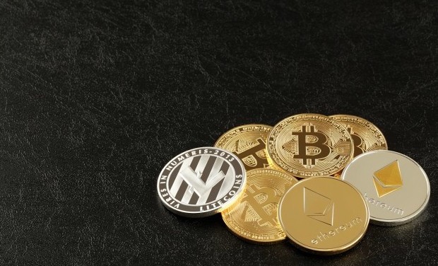币安官方面向外界公布与402携手，开启元宇宙新纪元！的简单介绍