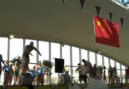 游泳夜战：吴越银狐队大胜泰山猎隼队，临门一脚致胜边后卫成为亮点